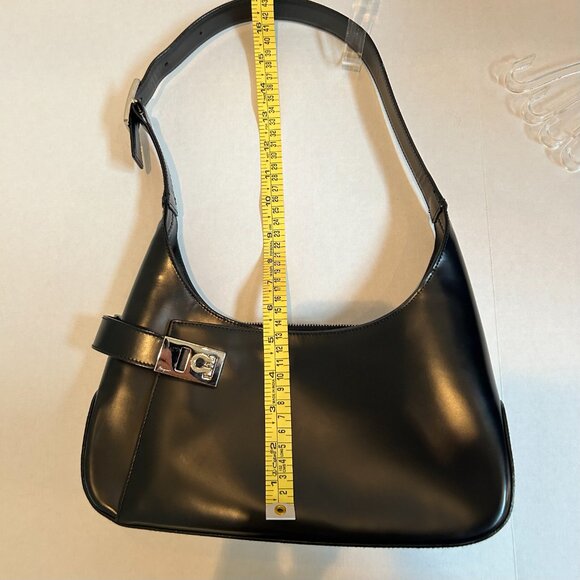 Black Salvatore Ferragamo Gancini Hobo Shoulder Bag with dust bag AQ-210170 - Picture 12 of 15